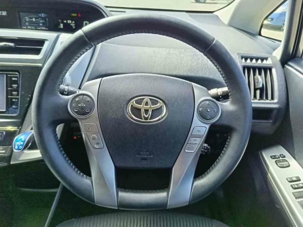 Toyota Prius Alpha I (ZVW40/41) Рестайлинг с пробегом 2016 года, цена 1 664 000 рублей, 241731 км, универсал, Автокод Объявления