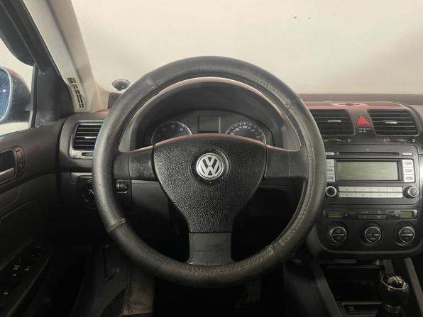 Volkswagen Jetta V с пробегом 2008 года, цена 499 000 рублей, 374138 км, седан, Автокод Объявления