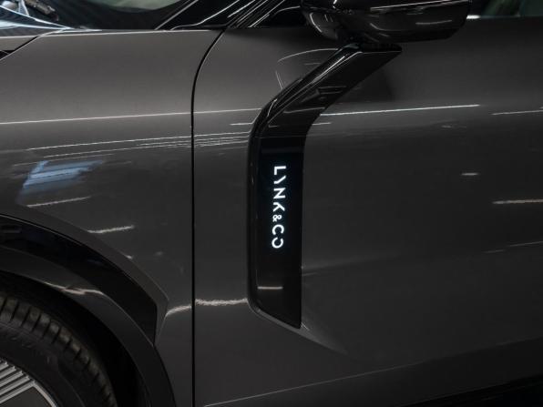 Lynk &amp; Co 08 I с пробегом 2023 года, цена 4 150 000 рублей, 19074 км, внедорожник, Автокод Объявления