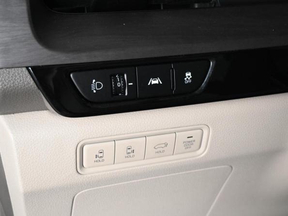 Kia Carnival IV с пробегом 2022 года, цена 4 899 000 рублей, 52529 км, минивэн, Автокод Объявления
