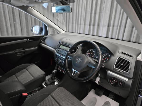 Volkswagen Sharan II с пробегом 2012 года, цена 999 000 рублей, 161366 км, минивэн, Автокод Объявления
