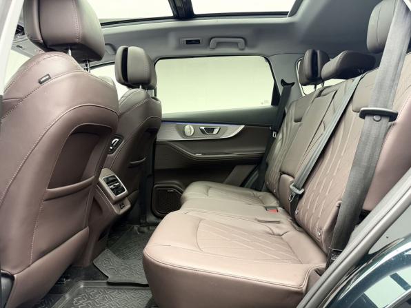 Chery Tiggo 8 Pro Max I Рестайлинг с пробегом 2024 года, цена 2 399 000 рублей, 49695 км, внедорожник, Автокод Объявления