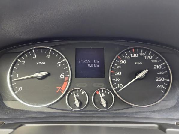 Renault Laguna III с пробегом 2008 года, цена 380 000 рублей, 215655 км, лифтбек, Автокод Объявления