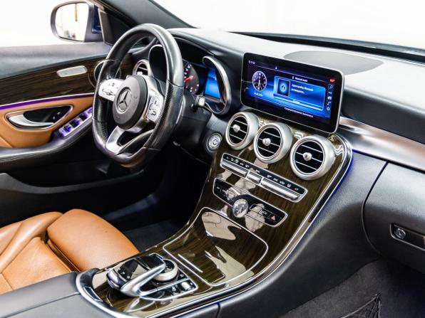 Mercedes-Benz C-Класс IV (W205) Рестайлинг с пробегом 2018 года, цена 2 348 000 рублей, 150802 км, седан, Автокод Объявления