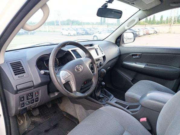Toyota Hilux VII Рестайлинг с пробегом 2012 года, цена 1 650 000 рублей, 352925 км, offers.body_type.unknown, Автокод Объявления