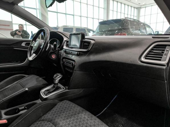 Kia Ceed III с пробегом 2019 года, цена 1 420 000 рублей, 178001 км, хэтчбек, Автокод Объявления