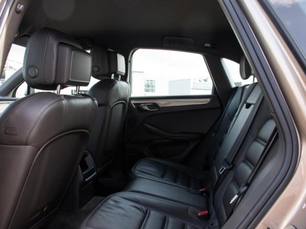 Porsche Macan I с пробегом 2015 года, цена 2 649 000 рублей, 107114 км, внедорожник, Автокод Объявления