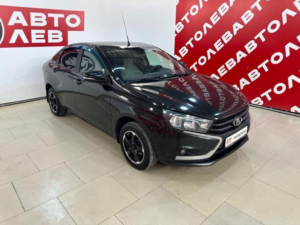 Lada (ВАЗ) Vesta I с пробегом 2018 года, цена 900 000 рублей, 165183 км, седан, Автокод Объявления