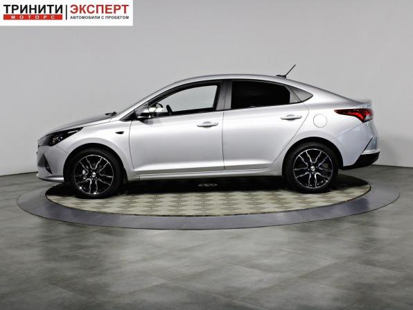 Hyundai Solaris II с пробегом 2020 года, цена 1 537 000 рублей, 122421 км, седан, Автокод Объявления