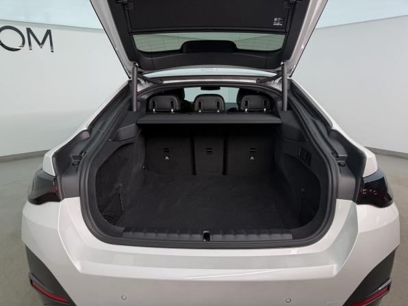 BMW 4 серии G22 G23 G26 с пробегом 2021 года, цена 4 990 000 рублей, 75992 км, лифтбек, Автокод Объявления