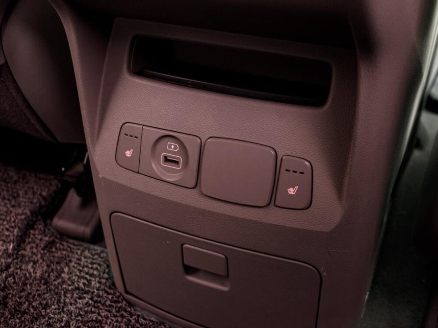 Kia Carnival III Екатеринбург  - изображение 32