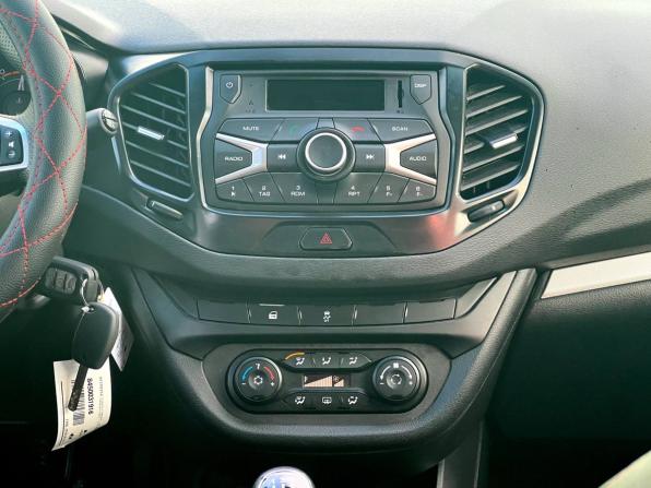 Lada (ВАЗ) Vesta I с пробегом 2018 года, цена 940 000 рублей, 112000 км, седан, Автокод Объявления