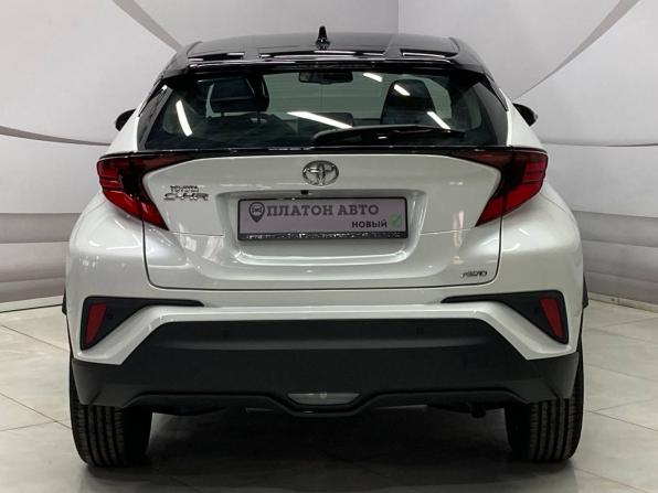 Новый Toyota C-HR I Рестайлинг 2022 года, цена 2 800 000 рублей, внедорожник, Автокод Объявления