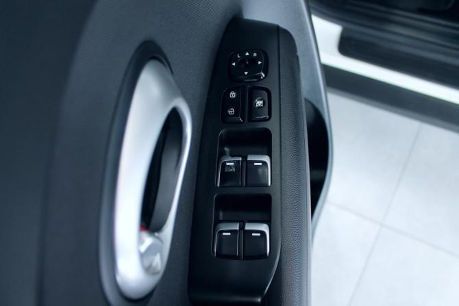 Kia Soul II Рестайлинг с пробегом 2018 года, цена 1 635 000 рублей, 90000 км, хэтчбек, Автокод Объявления