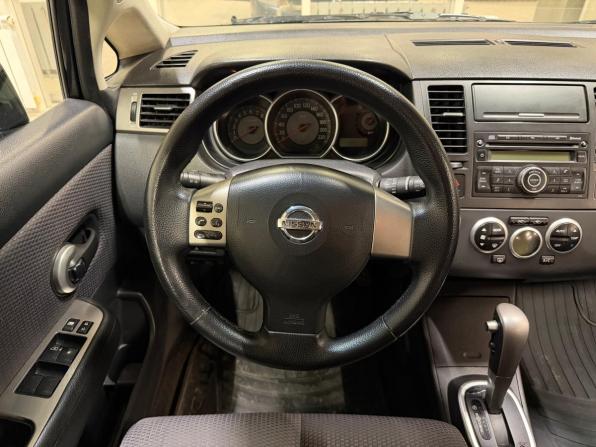 Nissan Tiida I с пробегом 2007 года, цена 590 000 рублей, 285000 км, хэтчбек, Автокод Объявления