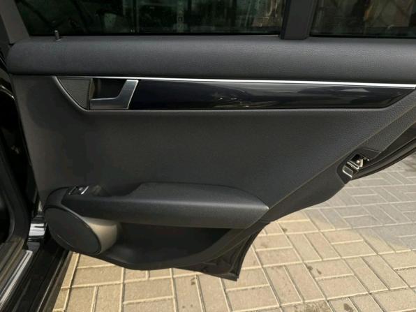 Mercedes-Benz C-Класс III (W204) Рестайлинг с пробегом 2012 года, цена 1 294 000 рублей, 194474 км, седан, Автокод Объявления