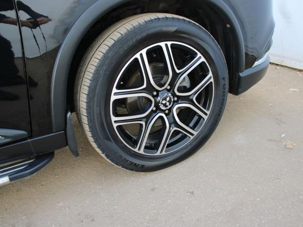 Mitsubishi Outlander III Рестайлинг 3 с пробегом 2019 года, цена 1 919 000 рублей, 175395 км, внедорожник, Автокод Объявления