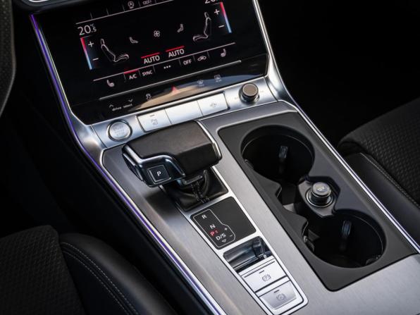 Audi A6 V (C8) с пробегом 2020 года, цена 3 848 000 рублей, 144179 км, седан, Автокод Объявления