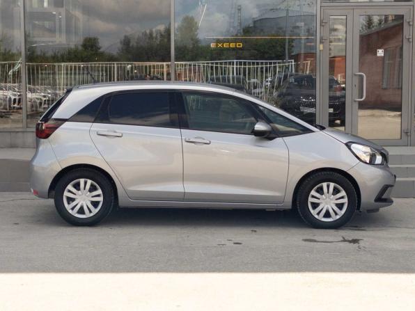 Honda Fit IV с пробегом 2021 года, цена 1 260 000 рублей, 58563 км, хэтчбек, Автокод Объявления