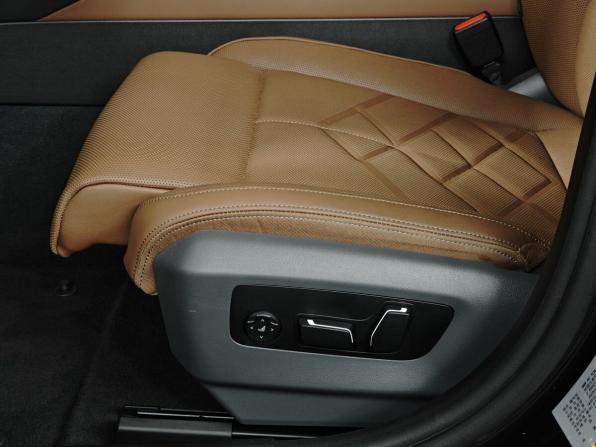BMW 5 серии VIII (G60/G61/G68) с пробегом 2025 года, цена 8 700 000 рублей, 263 км, седан, Автокод Объявления