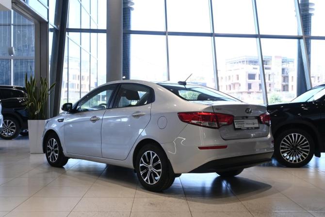 Kia Rio III Рестайлинг с пробегом 2017 года, цена 795 000 рублей, 114035 км, седан, Автокод Объявления