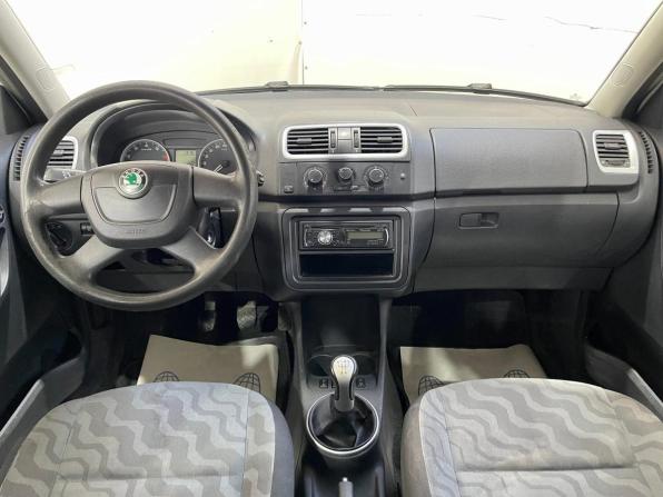 Skoda Fabia II Рестайлинг с пробегом 2010 года, цена 265 000 рублей, 308864 км, хэтчбек, Автокод Объявления