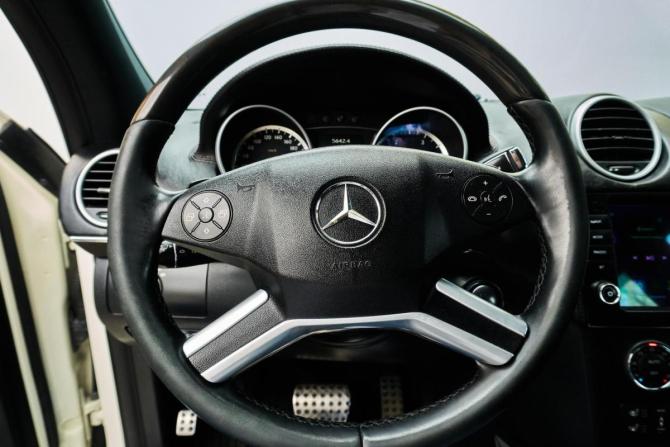 Mercedes-Benz GL-Класс I (X164) Рестайлинг с пробегом 2012 года, цена 2 319 000 рублей, 251817 км, внедорожник, Автокод Объявления