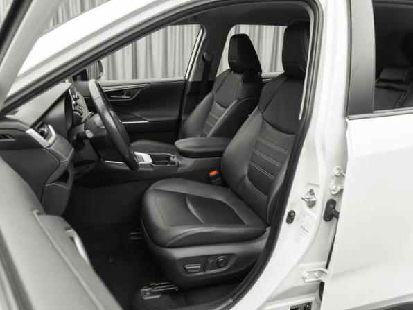 Toyota RAV4 V (XA50) с пробегом 2020 года, цена 3 240 000 рублей, 107919 км, внедорожник, Автокод Объявления