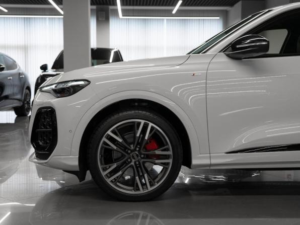 Audi Q5 III (GU) с пробегом 2026 года, цена 8 950 000 рублей, 11 км, внедорожник, Автокод Объявления