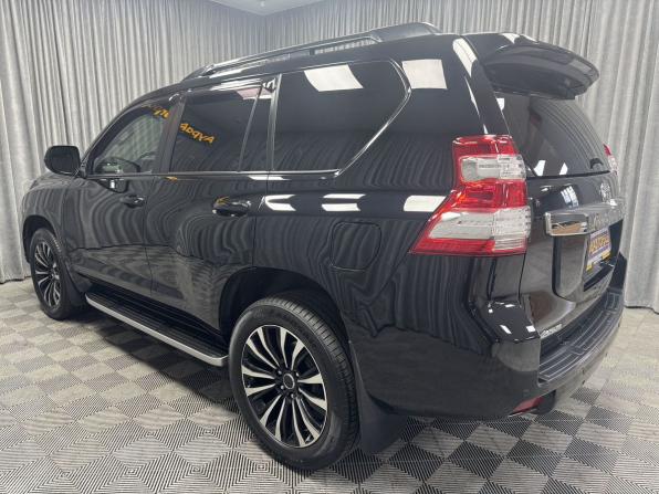 Toyota Land Cruiser Prado 150 Series Рестайлинг 1 с пробегом 2016 года, цена 4 450 000 рублей, 135836 км, внедорожник, Автокод Объявления