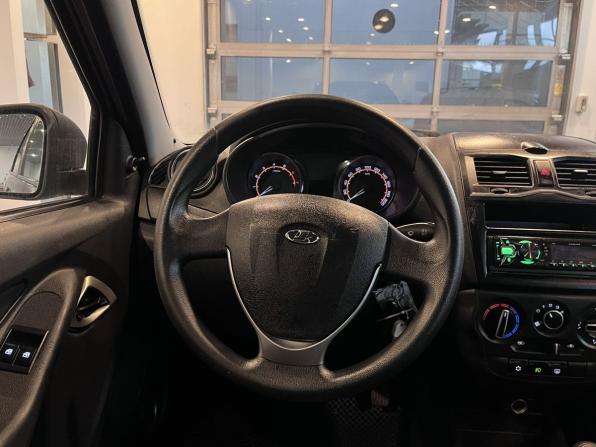 Lada (ВАЗ) Granta I Рестайлинг с пробегом 2019 года, цена 455 000 рублей, 218176 км, лифтбек, Автокод Объявления