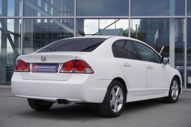 Honda Civic VIII с пробегом 2006 года, цена 880 000 рублей, 331600 км, седан, Автокод Объявления