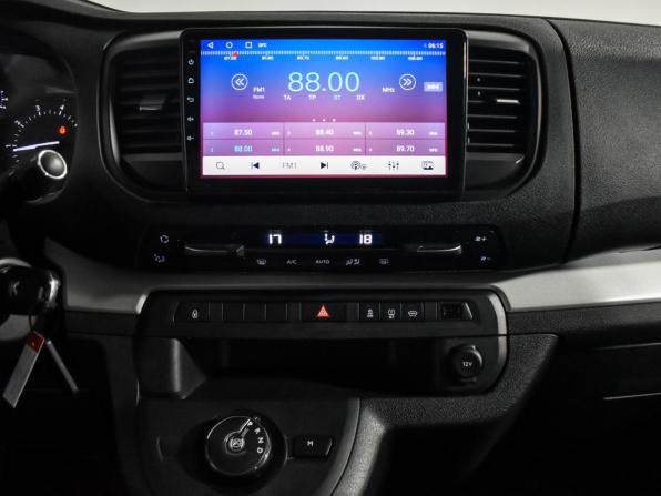Peugeot Traveller I с пробегом 2021 года, цена 3 157 980 рублей, 104000 км, минивэн, Автокод Объявления