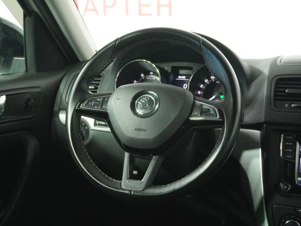 Skoda Yeti I Рестайлинг с пробегом 2016 года, цена 1 475 000 рублей, 112909 км, внедорожник, Автокод Объявления