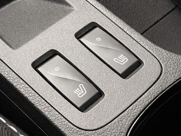 Renault Kaptur I Рестайлинг с пробегом 2021 года, цена 1 697 000 рублей, 32956 км, внедорожник, Автокод Объявления