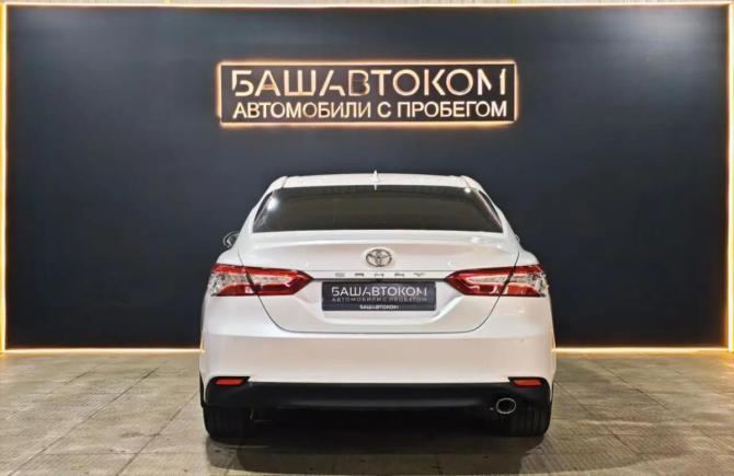 Toyota Camry VIII (XV70) с пробегом 2019 года, цена 2 599 000 рублей, 128639 км, седан, Автокод Объявления