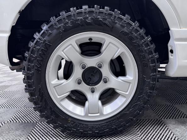 Suzuki Jimny III с пробегом 2004 года, цена 680 000 рублей, 163487 км, внедорожник, Автокод Объявления