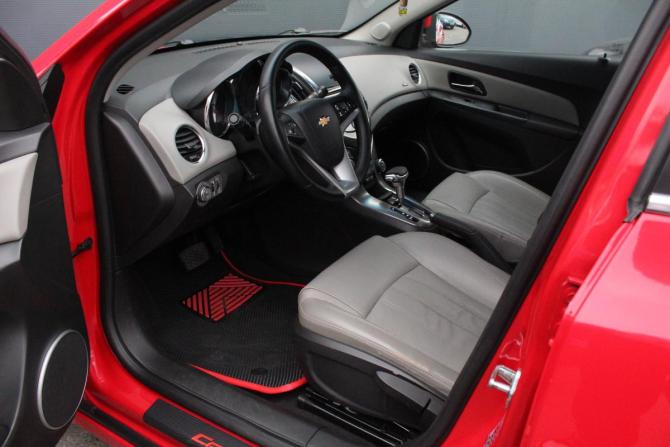 Chevrolet Cruze I Рестайлинг с пробегом 2013 года, цена 850 000 рублей, 131133 км, седан, Автокод Объявления