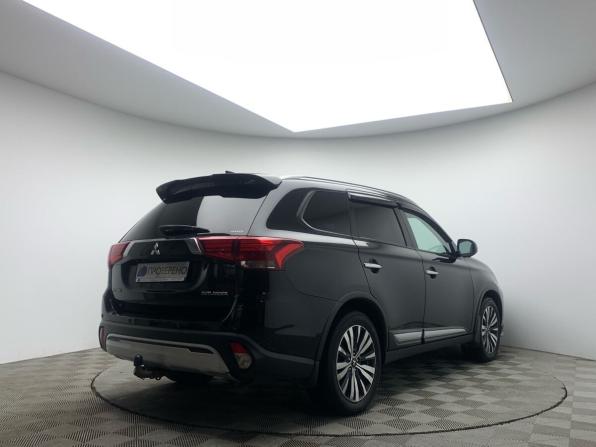 Mitsubishi Outlander III Рестайлинг 3 с пробегом 2019 года, цена 2 159 000 рублей, 176016 км, внедорожник, Автокод Объявления