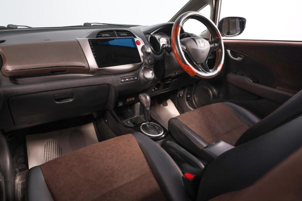 Honda Fit Shuttle I Рестайлинг Новосибирск  - изображение 10