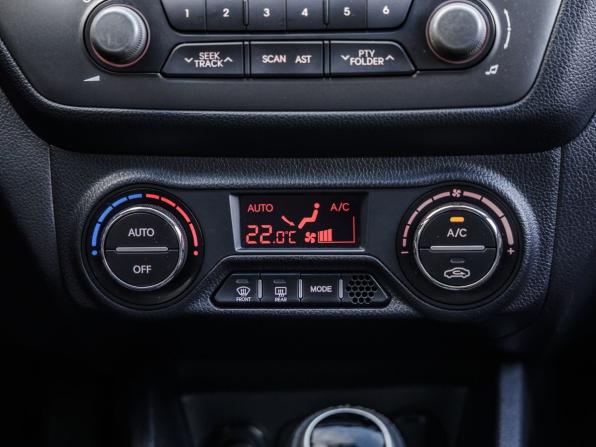Kia Rio III с пробегом 2013 года, цена 918 000 рублей, 144199 км, хэтчбек, Автокод Объявления