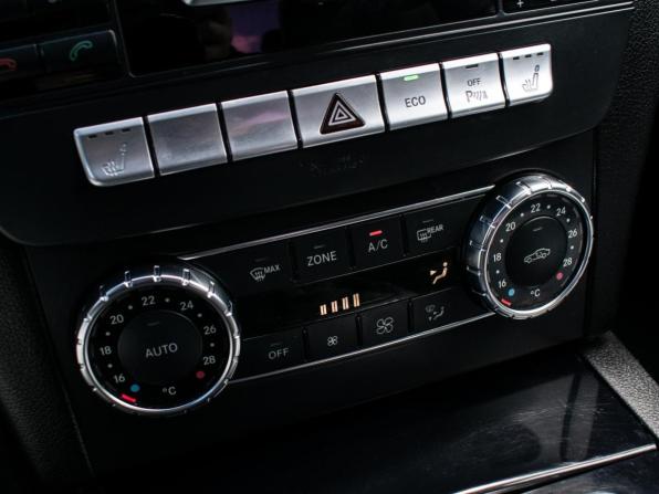 Mercedes-Benz C-Класс III (W204) Рестайлинг с пробегом 2012 года, цена 1 260 000 рублей, 190644 км, седан, Автокод Объявления