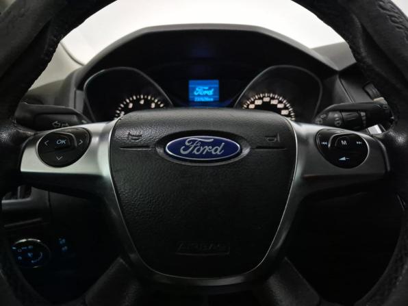 Ford Focus III с пробегом 2013 года, цена 680 000 рублей, 237619 км, хэтчбек, Автокод Объявления