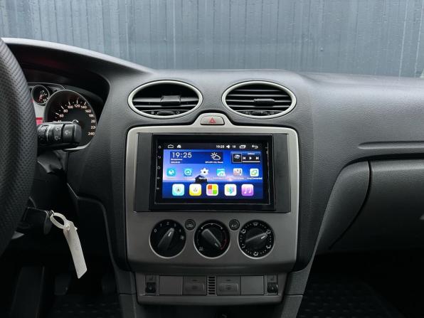 Ford Focus II Рестайлинг с пробегом 2011 года, цена 469 000 рублей, 149000 км, хэтчбек, Автокод Объявления