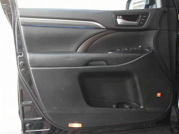 Toyota Highlander III (XU50) Рестайлинг с пробегом 2016 года, цена 4 070 000 рублей, 87601 км, внедорожник, Автокод Объявления