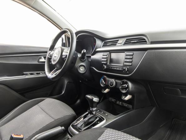 Kia Rio IV с пробегом 2017 года, цена 1 468 000 рублей, 90930 км, седан, Автокод Объявления
