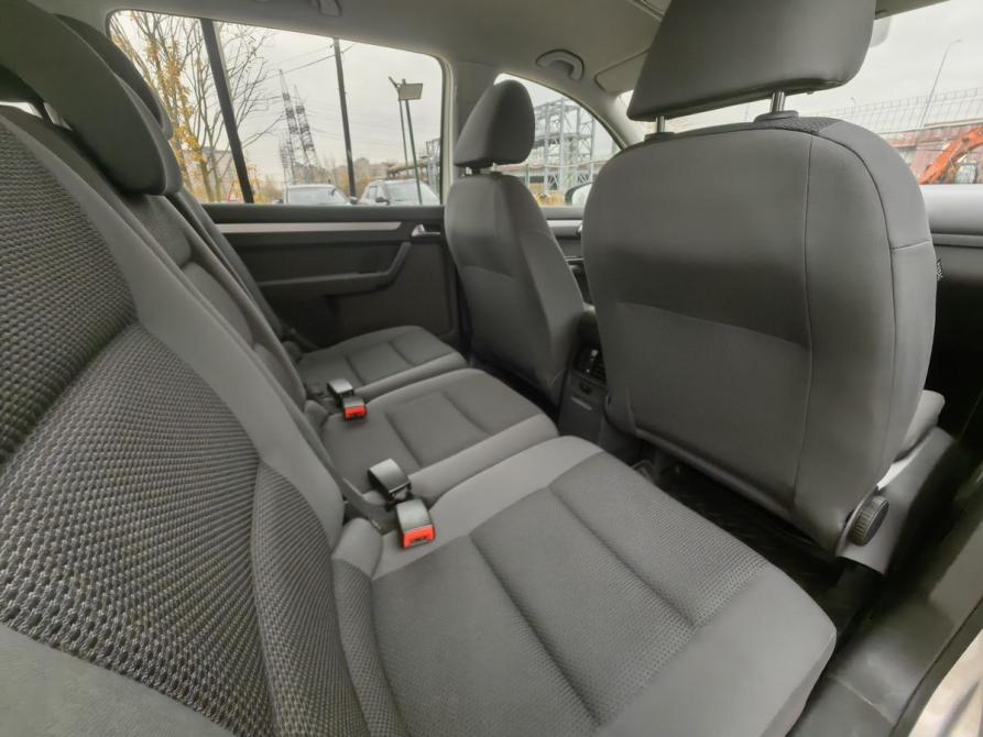 Volkswagen Touran I Рестайлинг 2 Санкт-Петербург  - изображение 13