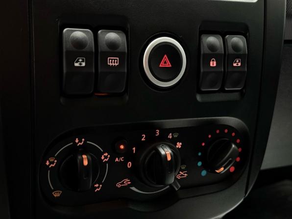 Lada (ВАЗ) Largus I с пробегом 2017 года, цена 949 000 рублей, 72300 км, универсал, Автокод Объявления