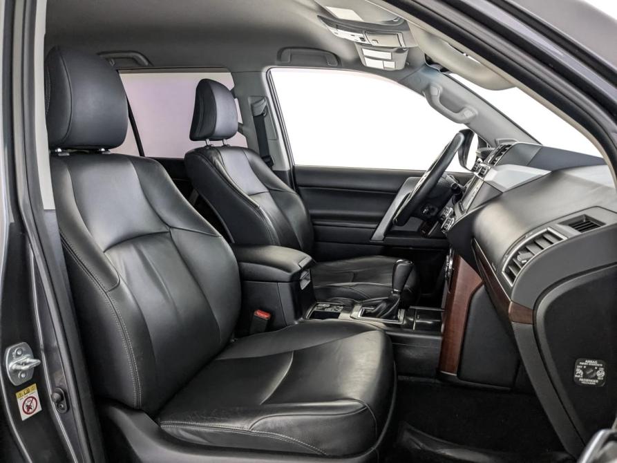 Toyota Land Cruiser Prado 150 Series Рестайлинг 1 Москва  - изображение 24