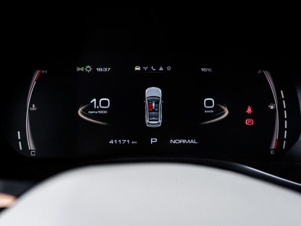 Haval Jolion I Рестайлинг с пробегом 2025 года, цена 2 030 000 рублей, 41170 км, внедорожник, Автокод Объявления